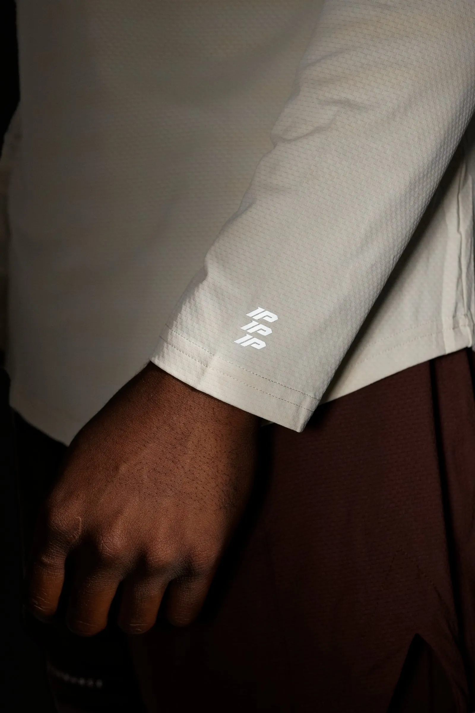 CORELITE LONG SLEEVE - OFF WHITE