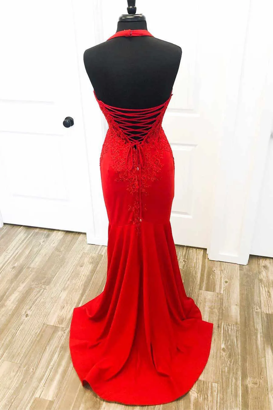 kamahe Halter Red Mermaid Long Prom Dresses Lace Appliques